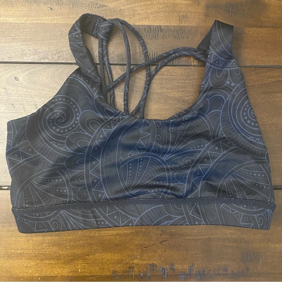 Constantly Varied Gear Black Swirl Patterned Small Sports Bra - Picture 1 of 3